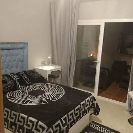 De Lujo Estepona
